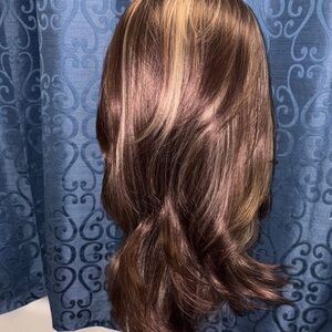 Elegant Brown and Blonde Women's Hair Wig